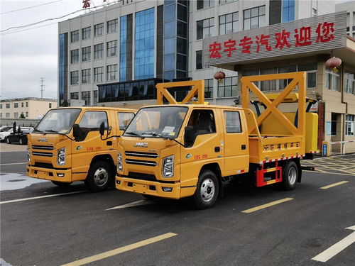 江鈴高速防撞緩沖車(chē) 功能、價(jià)格與配置詳解及與救護(hù)車(chē)的協(xié)同應(yīng)用
